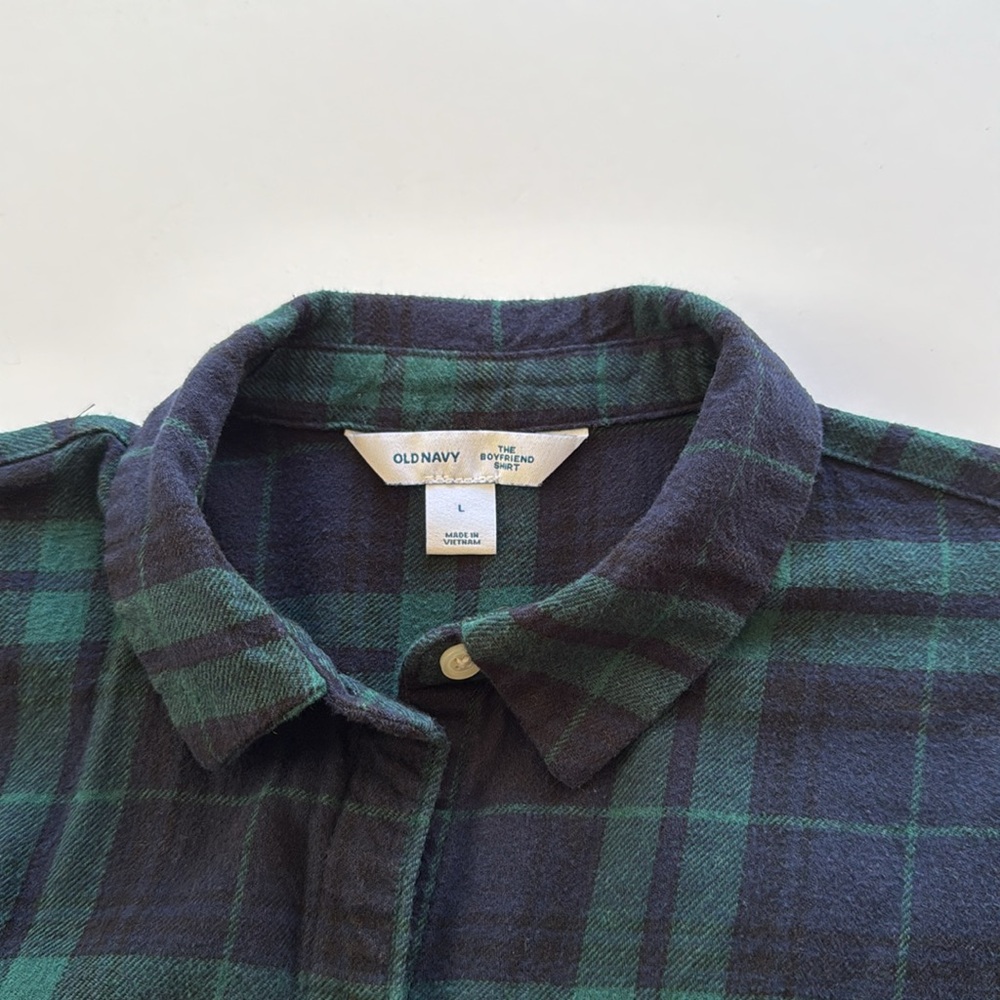 Old Navy Flannel Boyfriend Tunic Shirt - Picture 4 of 5